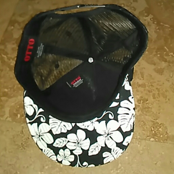 Diamond Hat - Picture 3 of 4
